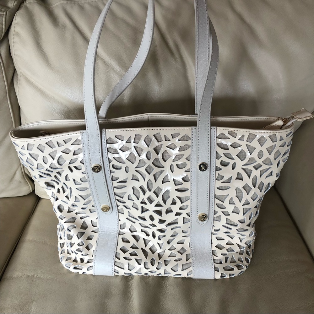 NWOT: SONDRA ROBERTS TOTE